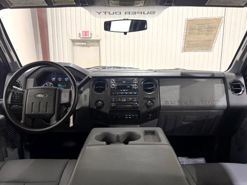 Used 2011 Ford F550 4x4 Crew Cab Super Duty w/ Payload Upgrade Pkg image 19