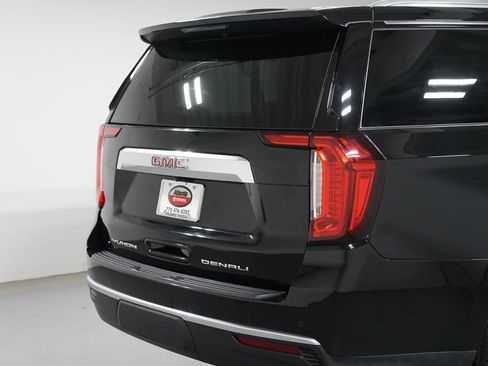 Used 2023 GMC Yukon XL Denali w/ Max Trailering Package AWD/4WD image 9