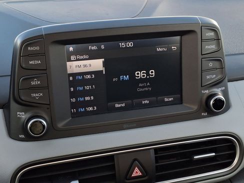 Used 2018 Hyundai Kona SE image 20