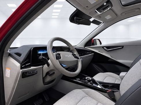 Used 2023 Kia Niro Wave w/ Wave Preserve Package FWD image 15