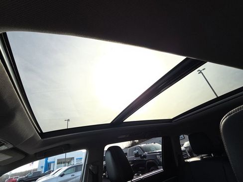 Used 2019 Toyota Highlander Limited Platinum image 26