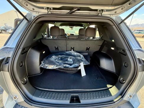 New 2026 Chevrolet Equinox LT image 37