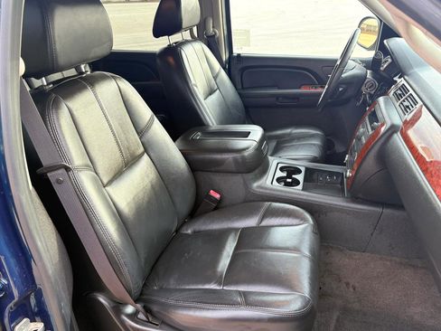 Used 2007 Chevrolet Avalanche LT w/ LT Preferred Equipment Group image 26