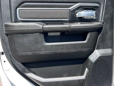 Used 2025 RAM 2500 Big Horn AWD/4WD image 37