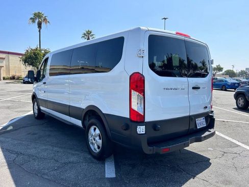 Used 2017 Ford Transit 350 XLT RWD image 5