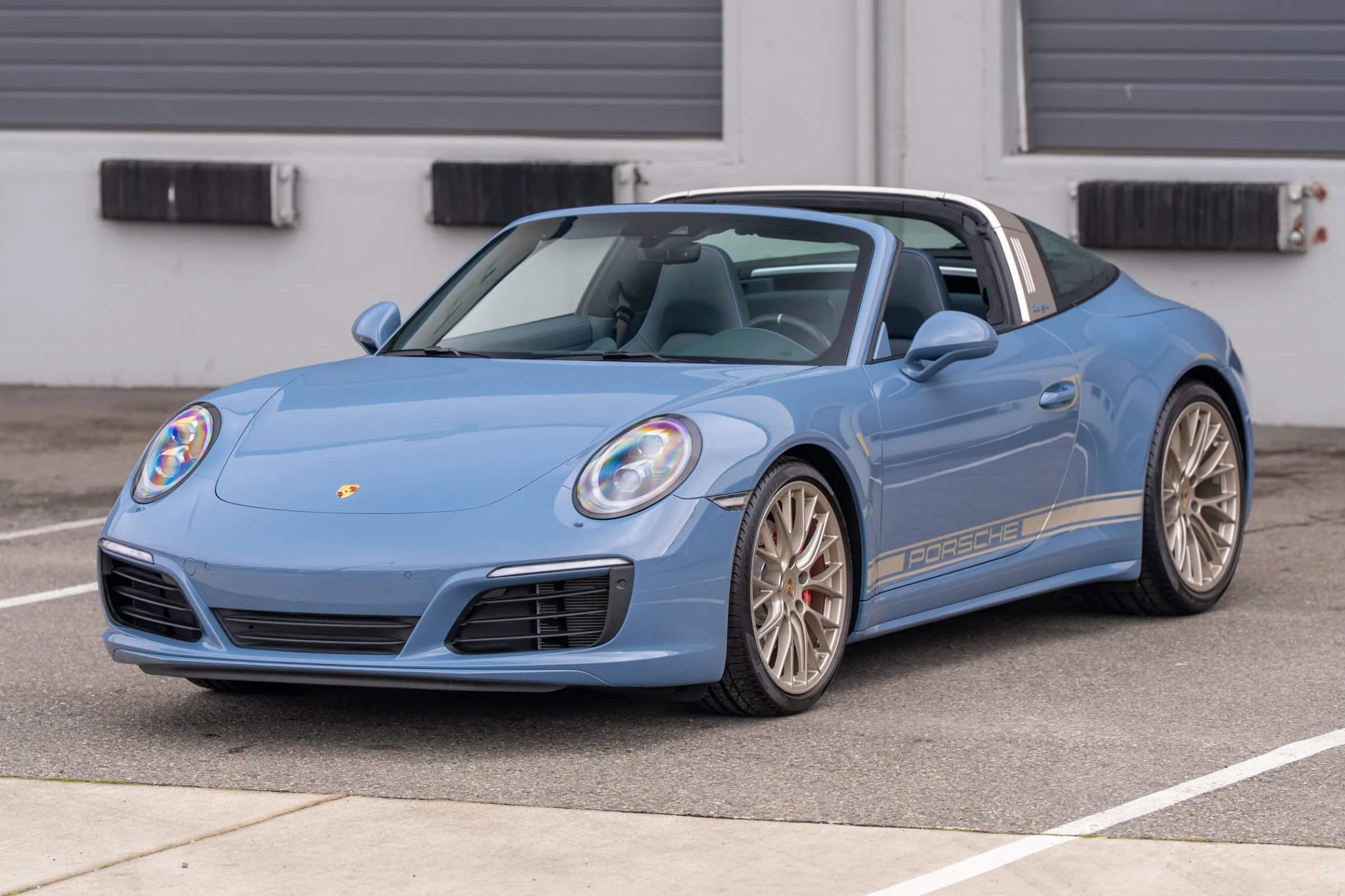 Used 2017 Porsche 911 Targa 4S AWD/4WD image 7