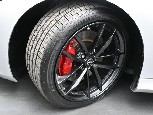 Used 2025 Nissan Z Performance w/ Floor Mat Package RWD image 19