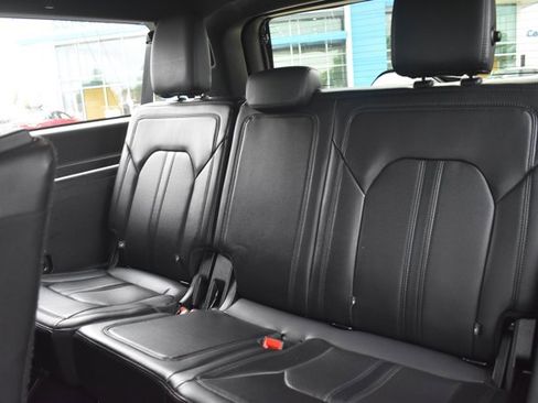 Used 2021 Ford Expedition Max Limited RWD image 18