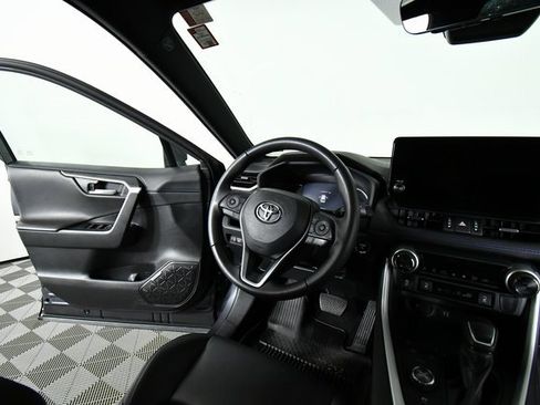 Certified 2023 Toyota RAV4 XSE image 19