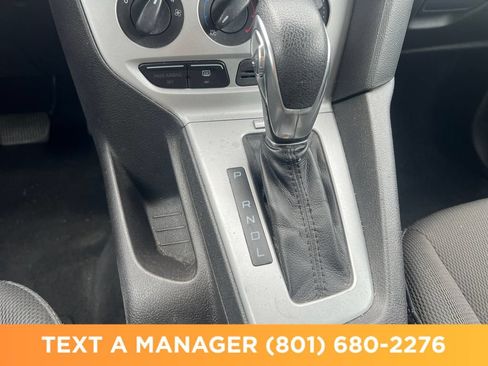 Used 2014 Ford Focus SE FWD image 23