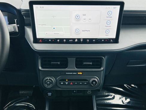 New 2026 Ford Maverick Lariat w/ Black Appearance Package image 24