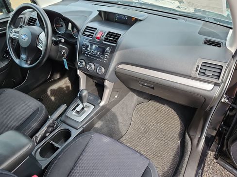 Used 2014 Subaru Forester 2.5i Premium w/ All-Weather Package image 31