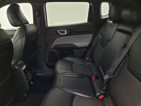 Used 2024 Jeep Compass Latitude w/ Altitude Special Edition image 18