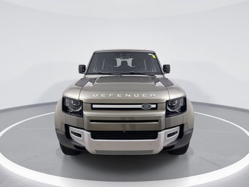 Used 2023 Land Rover Defender 90 S AWD/4WD image 3