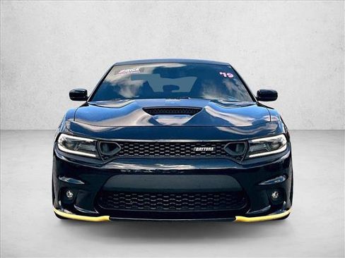 Used 2019 Dodge Charger Scat Pack w/ Daytona Edition Group image 3