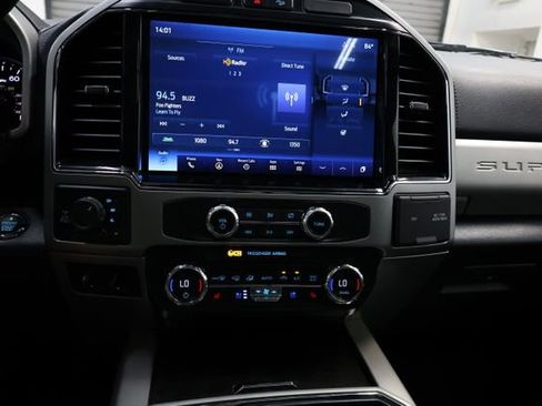 Used 2022 Ford F250 Lariat w/ Black Appearance Package image 84