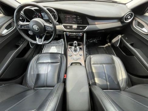 Used 2020 Alfa Romeo Giulia Ti w/ Active Blind Spot Package AWD/4WD image 22