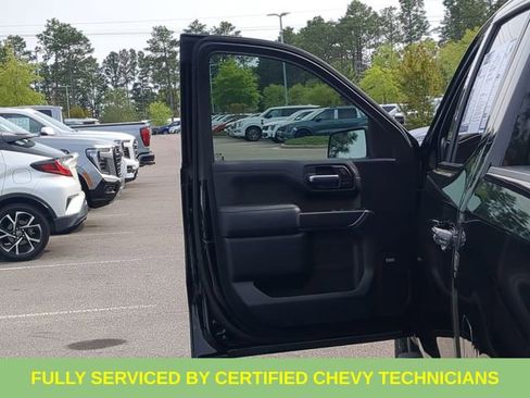 Used 2022 GMC Sierra 1500 AT4 w/ AT4 Premium Package image 23