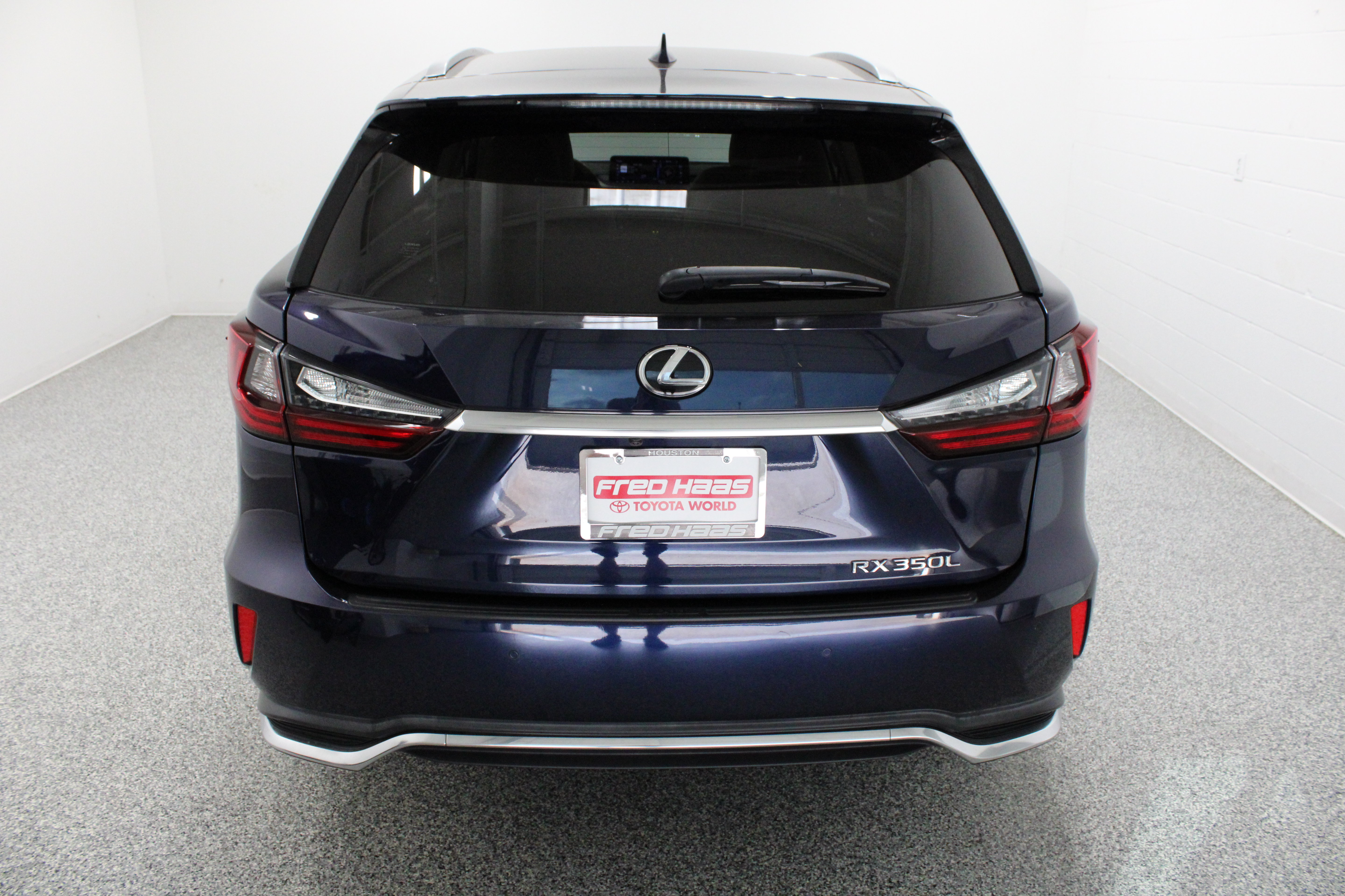 Used 2022 Lexus RX 350L FWD w/ Premium Package image 8