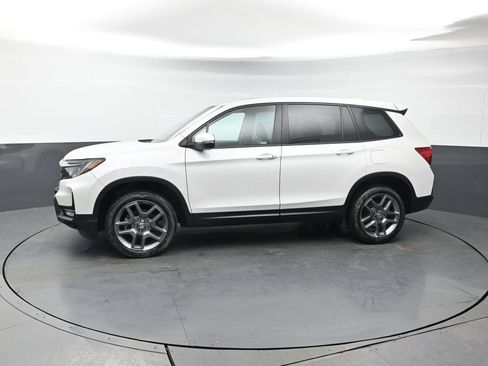 Certified 2023 Honda Passport EX-L image 2