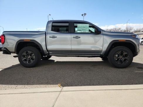 New 2025 GMC Canyon Elevation w/ Convenience Package image 8