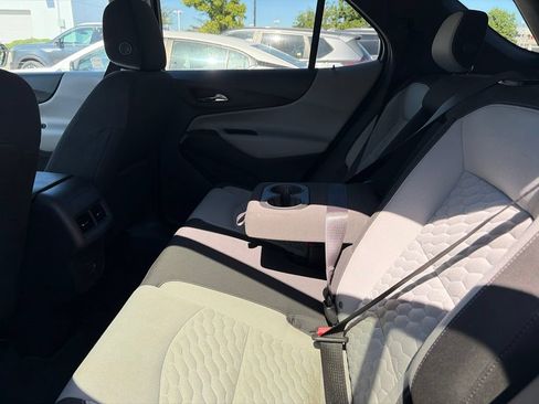 Used 2020 Chevrolet Equinox LS w/ LS Convenience Package FWD image 8