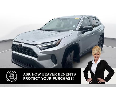 Certified 2025 Toyota RAV4 LE FWD image 1