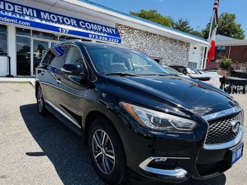 Used 2018 INFINITI QX60 Luxe w/ Premium Plus Package AWD/4WD image 4