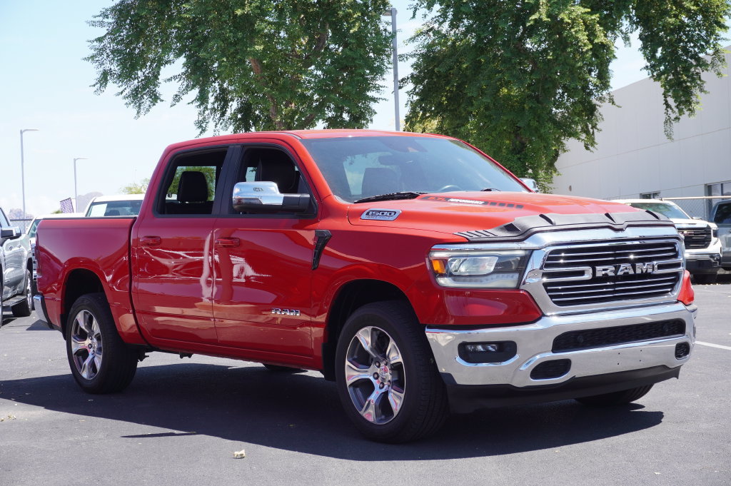 Used 2023 RAM 1500 Laramie AWD/4WD image 4