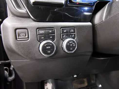 Used 2023 GMC Sierra 1500 SLT w/ SLT Premium Plus Package AWD/4WD image 19
