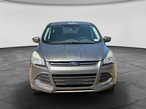Used 2014 Ford Escape SE FWD image 2