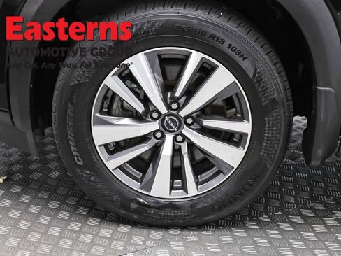 Used 2023 Nissan Pathfinder SL w/ Lighting Package (N92) AWD/4WD image 33