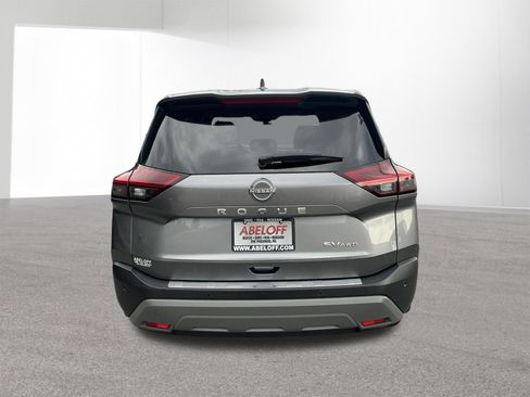 Used 2023 Nissan Rogue SV AWD/4WD image 4
