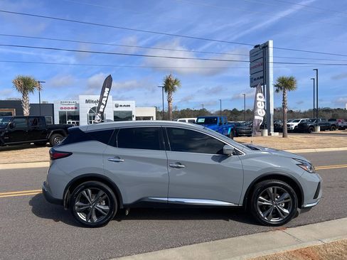 Used 2022 Nissan Murano Platinum w/ Cargo Package image 3