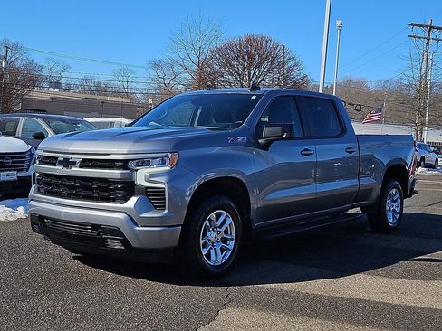 Used 2023 Chevrolet Silverado 1500 RST image 4
