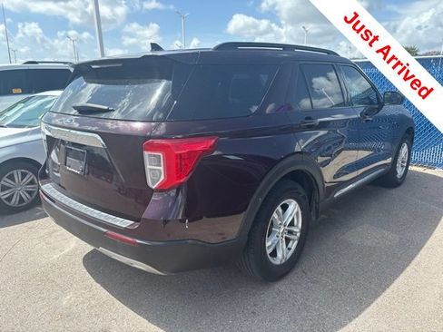 Used 2022 Ford Explorer XLT w/ Equipment Group 202A RWD image 7