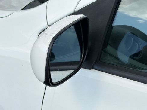 Used 2008 Toyota Yaris Sedan FWD image 19
