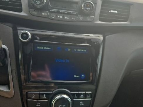 Used 2016 Honda Odyssey Touring Elite image 20