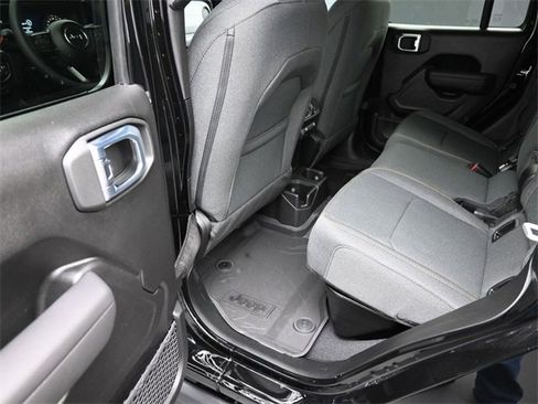 New 2026 Jeep Gladiator Willys image 16