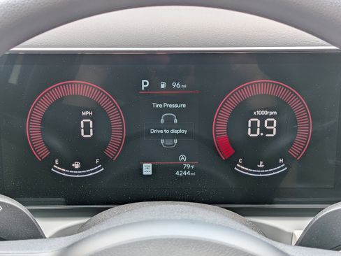 Used 2025 Hyundai Tucson SEL AWD/4WD image 28