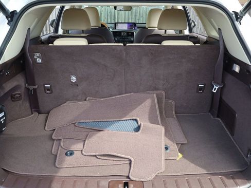 Used 2019 Lexus RX 450hL Luxury image 12