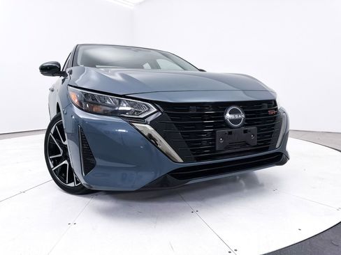 Used 2024 Nissan Sentra SR w/ Trunk Package image 5