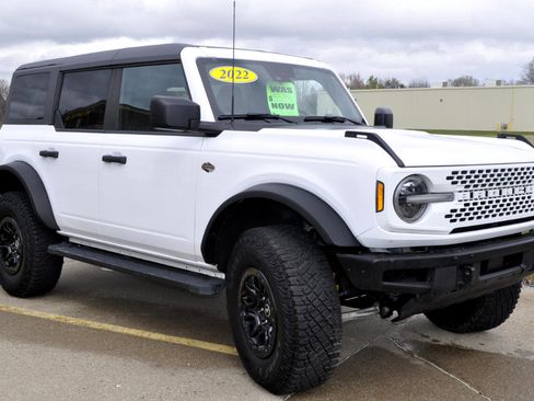 Used 2022 Ford Bronco Wildtrak image 4