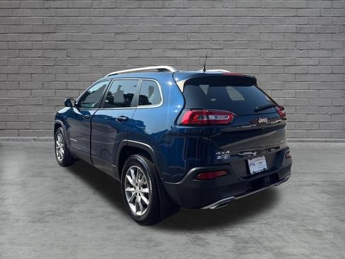 Used 2018 Jeep Cherokee Limited w/ Trailer Tow Group AWD/4WD image 5