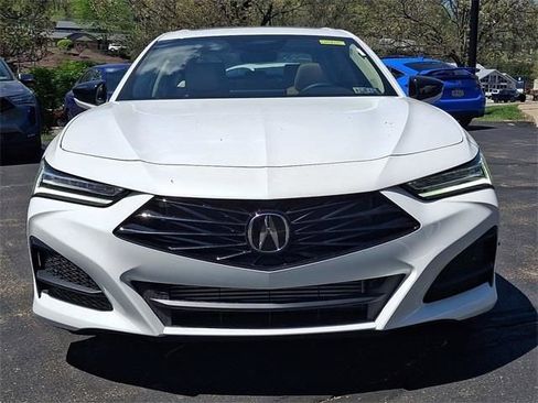Certified 2025 Acura TLX w/ Technology Package image 4