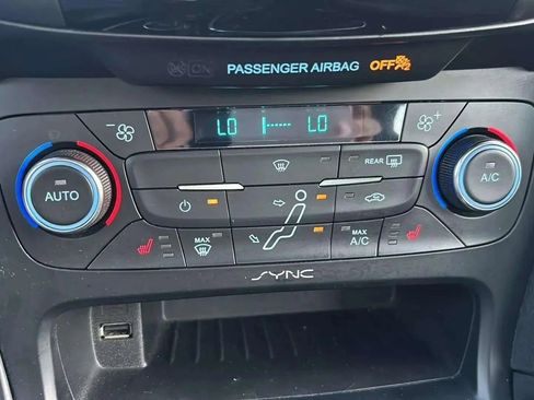 Used 2017 Ford Focus RS image 42