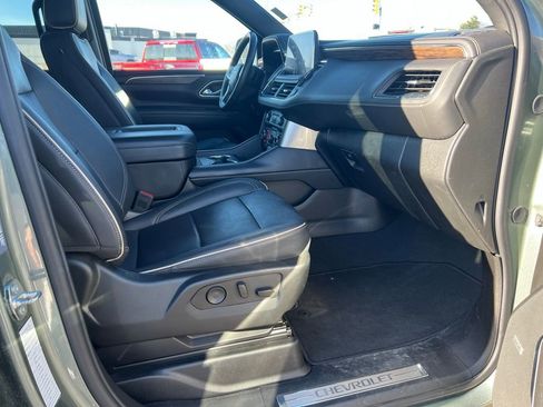 Certified 2023 Chevrolet Suburban Premier image 15