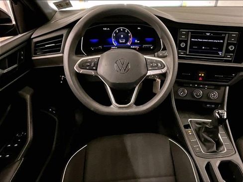 Used 2022 Volkswagen Jetta Sport FWD image 5