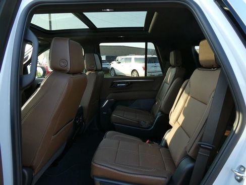 New 2026 Chevrolet Tahoe High Country w/ Sun And Tow Package AWD/4WD image 14