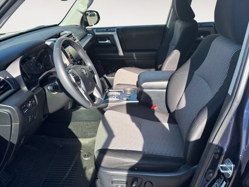 Used 2024 Toyota 4Runner SR5 AWD/4WD image 9